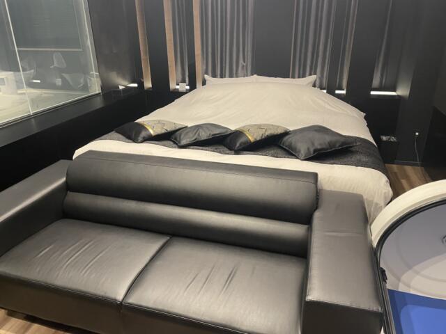 FABULOUS(ファビュラス)(立川市/ラブホテル)の写真『1001号室　ベッド』by すずきわ