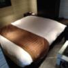 HOTEL Villa Senmei(ヴィラ センメイ）(大田区/ラブホテル)の写真『208号室 ベッド』by なめろう