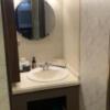 HOTEL EXE ANNEX(エグゼ アネックス)(台東区/ラブホテル)の写真『２０５号室　洗面台　※同じランクの１０２号室と比べるとかなり狭くて古臭い感じ』by 鶯谷人