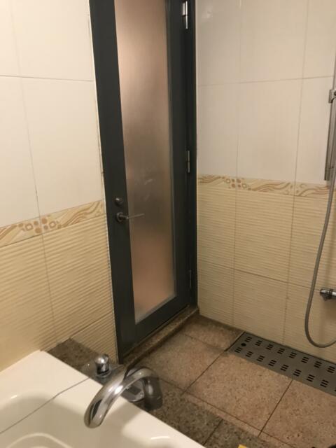 新宿ジャルディーノ(新宿区/ラブホテル)の写真『403号室の浴室③』by 少佐