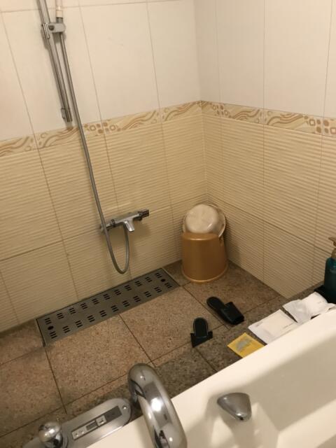 新宿ジャルディーノ(新宿区/ラブホテル)の写真『403号室の浴室④』by 少佐