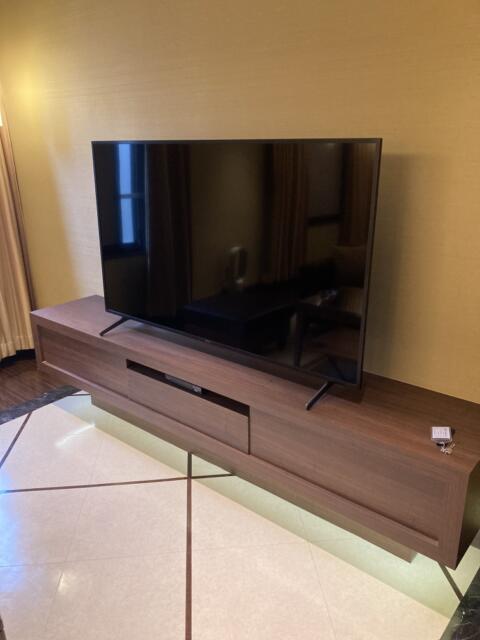 ホテル Swing（スウィング）(神戸市中央区/ラブホテル)の写真『503号室　テレビ』by 風のヒューイ