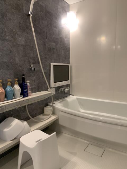 サンモリッツテラ(台東区/ラブホテル)の写真『331号室 浴室』by 鶯谷人