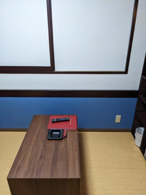 HOTEL LEGIAN（レギャン）(浜松市/ラブホテル)の写真『１５号室（テーブル）』by マーシ