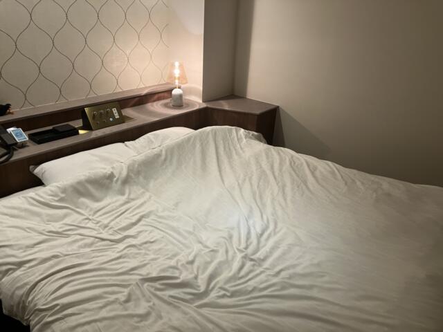 BAMBOO GARDEN 相模原(相模原市/ラブホテル)の写真『305号室　ベッド』by KAMUY