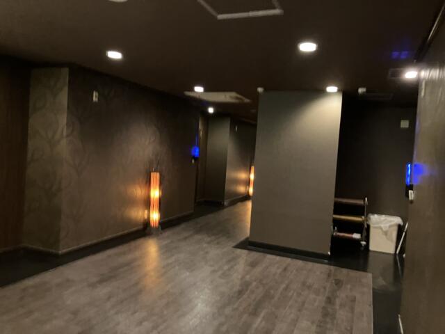 HOTEL SARA SWEET（サラスイート）(久喜市/ラブホテル)の写真『3階　広々としたエレベーターホール』by festa9