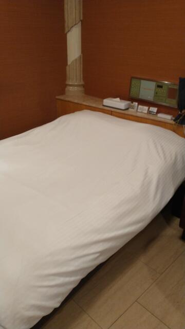 HOTEL Le Club（ホテルルクラブ）(台東区/ラブホテル)の写真『411号室 ベッド全景』by よしわランド