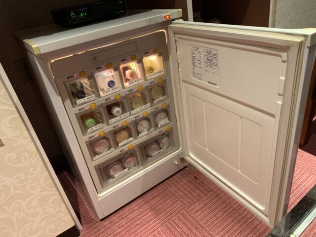 ホテル ウィズ(相模原市/ラブホテル)の写真『206号室　冷蔵庫販売用（内部）』by 東京都