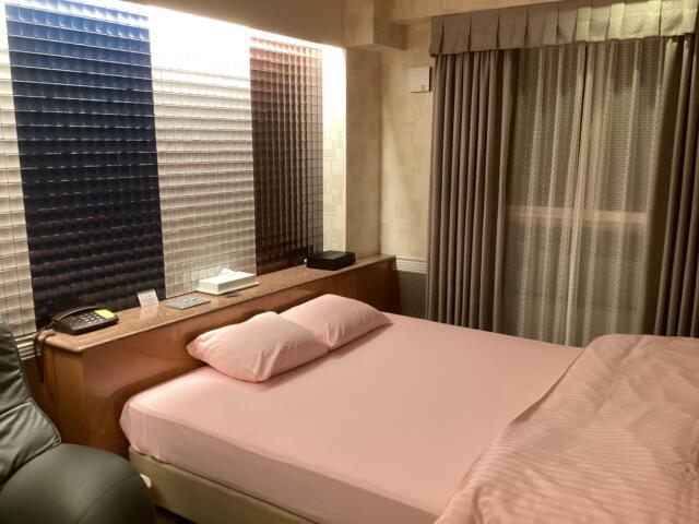 ホテル MARE（マーレ）(品川区/ラブホテル)の写真『105号室 お部屋入口から見た室内』by ACB48