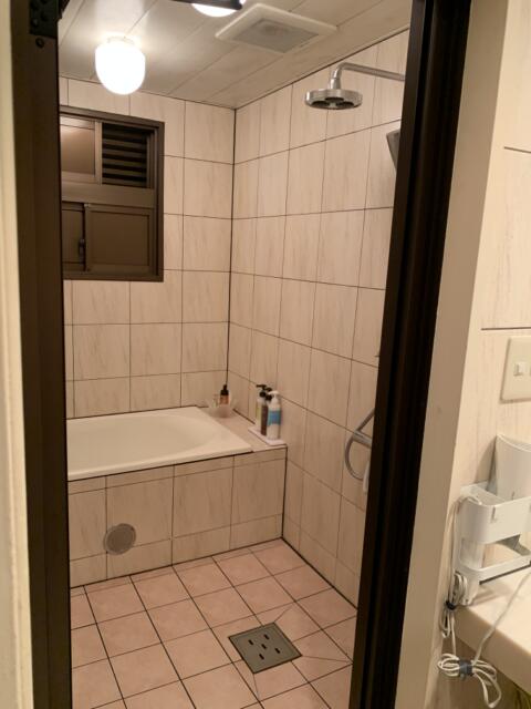 ホテルSAVOY(台東区/ラブホテル)の写真『408号室　浴室』by 鶯谷人