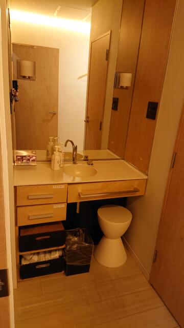 HOTEL DUO（デュオ）(墨田区/ラブホテル)の写真『402号室 洗面台』by 舐めたろう