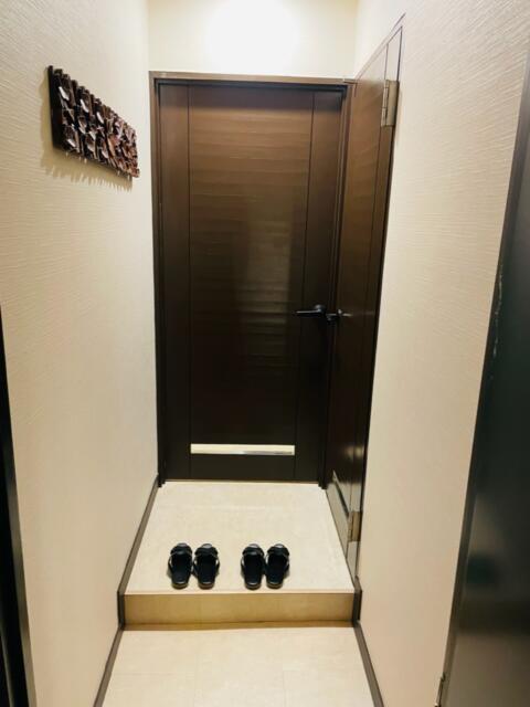 ホテル モアナ大塚(豊島区/ラブホテル)の写真『601号室の玄関』by miffy.GTI