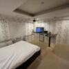 HOTEL セリーズ(江戸川区/ラブホテル)の写真『301号室　ベッドから中央方向』by Infield fly