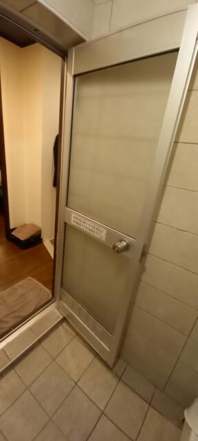 ホテル ロッソ(川崎市川崎区/ラブホテル)の写真『201号室 浴室から見た室内』by angler
