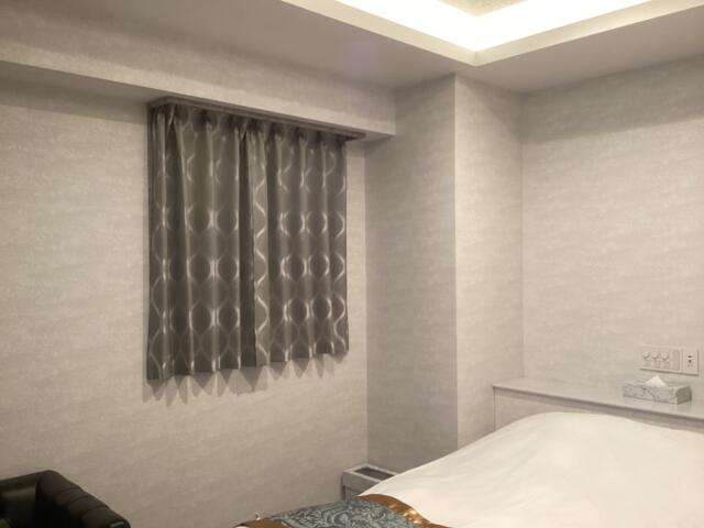HOTEL DIAMOND（ダイヤモンド）(渋谷区/ラブホテル)の写真『304号室 お部屋入口から見た室内』by ACB48