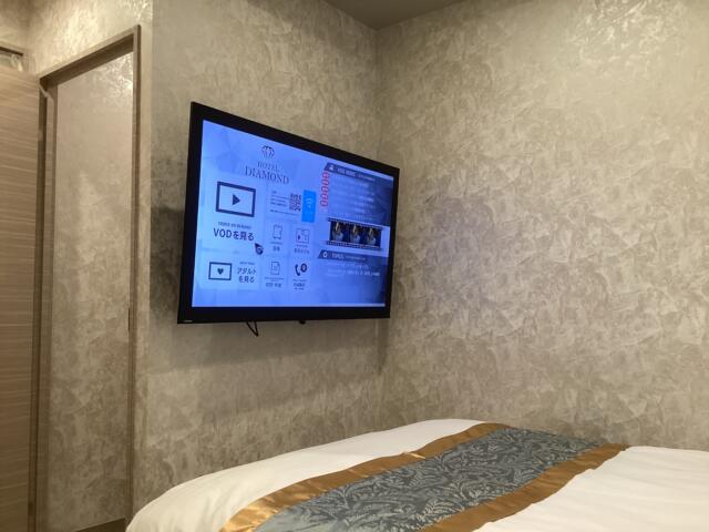 HOTEL DIAMOND（ダイヤモンド）(渋谷区/ラブホテル)の写真『202号室 ソファから見た室内』by ACB48