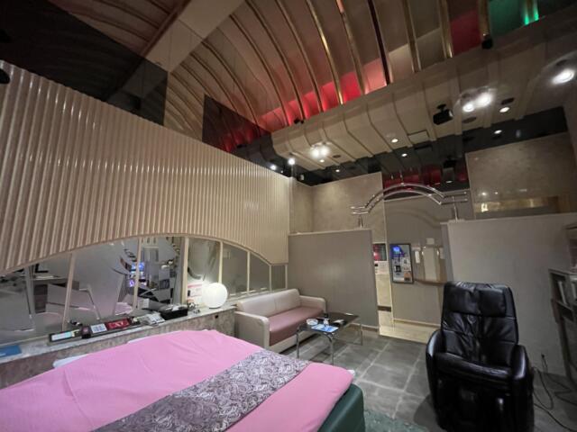 HOTEL AI（アイ）(沼津市/ラブホテル)の写真『714号室　ベットルーム』by ま〜も〜る〜