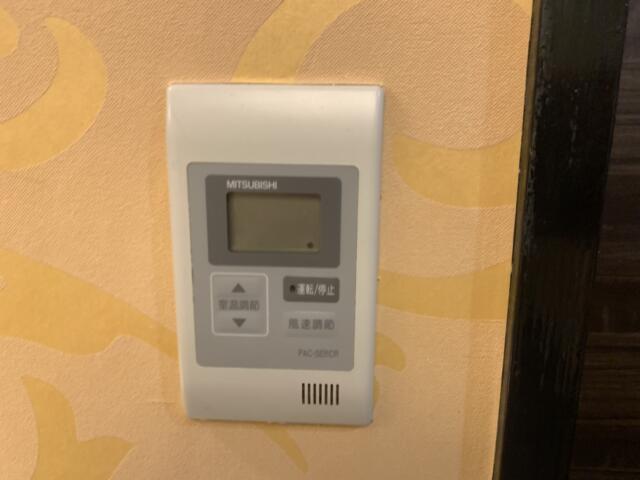 HOTEL LOHAS(墨田区/ラブホテル)の写真『301号室　空調操作盤』by 東京都
