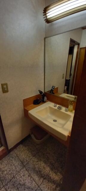 ペリカン(渋谷区/ラブホテル)の写真『402号室　洗面台』by angler