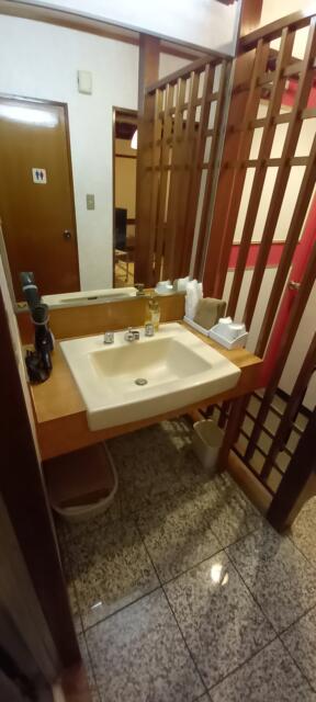 ペリカン(渋谷区/ラブホテル)の写真『402号室　洗面台2』by angler