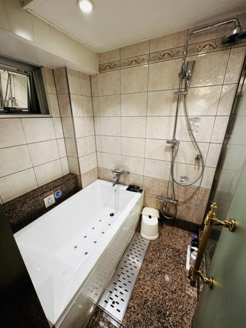 APIO(アピオ)(台東区/ラブホテル)の写真『206号室の浴室』by miffy.GTI