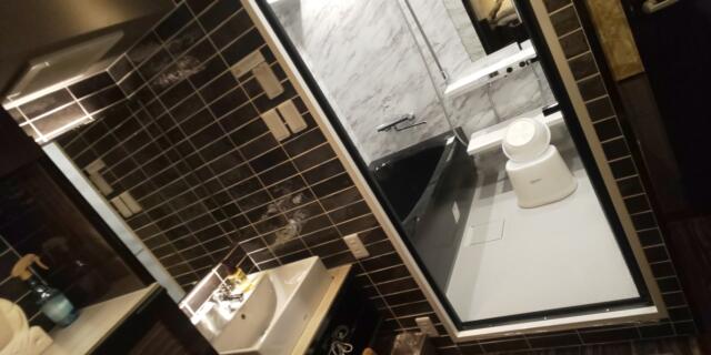 PetitBALI(プティバリ) 池袋(豊島区/ラブホテル)の写真『402号のドレッサーと浴室、502号も同じ作りです』by ヒロくん!