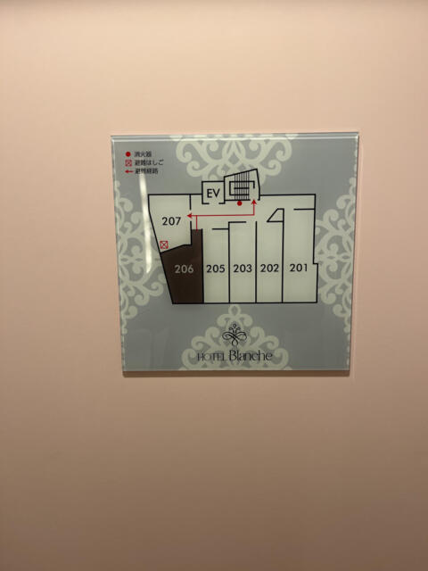 HOTEL Blanche（ブランシュ）(渋谷区/ラブホテル)の写真『206号室　避難経路図』by INA69