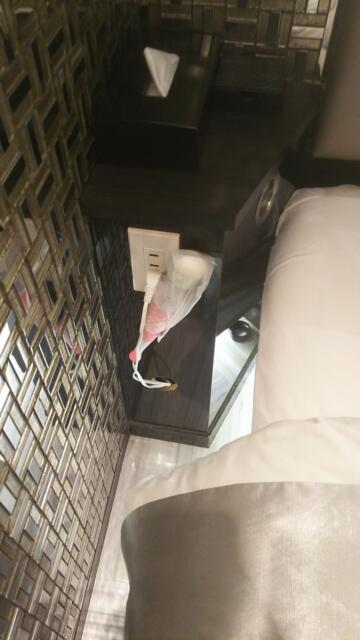HOTEL G-Style(豊島区/ラブホテル)の写真『505号室・ベッドサイドの電マ』by 郷ひろし（運営スタッフ）