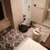 HOTEL QUEEN ANNEX(クイーン アネックス)(新宿区/ラブホテル)の写真『502号室、部屋ベッドから。(23,2)』by キジ