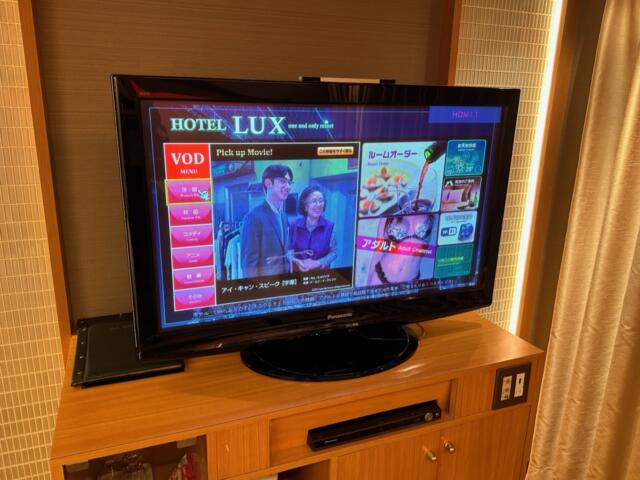 ラックス(台東区/ラブホテル)の写真『407号室のテレビ』by miffy.GTI