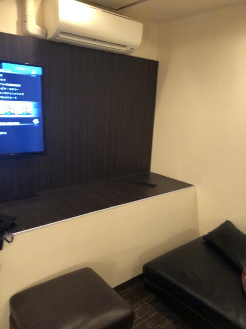 HOTEL REXIO（レクシオ）(大阪市/ラブホテル)の写真『210号室のエアコン、テレビ』by カサノヴァTソプラノ