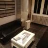 HOTEL VICTORIA RESORT(茅ヶ崎市/ラブホテル)の写真『401号室、応接セットです。(23.2)』by キジ