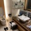 アペルト(豊島区/ラブホテル)の写真『606号室トイレ及び洗面台』by miffy.GTI