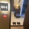 Hotel BaliBali(ホテルバリバリ)伊勢佐木(横浜市中区/ラブホテル)の写真『604号室(玄関から)』by こねほ