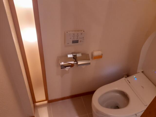 アペルト(豊島区/ラブホテル)の写真『904号室　トイレ』by 来栖