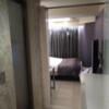 ヴィラジュリア道玄坂(渋谷区/ラブホテル)の写真『403号室（内扉入ったところ。先にカーテンあり。左は浴室。）』by ＪＷ