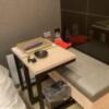 HOTEL ZHIPAGO (ジパゴ)(品川区/ラブホテル)の写真『402号室 テーブル、ベンチシート』by ACB48