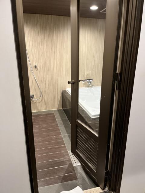 ホテル 艶(静岡市駿河区/ラブホテル)の写真『701号室　浴室』by ま〜も〜る〜
