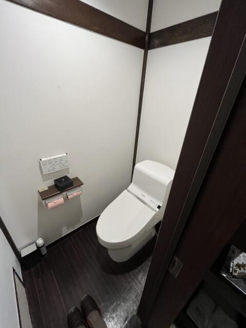 ホテル 艶(静岡市駿河区/ラブホテル)の写真『701号室　トイレ』by ま〜も〜る〜