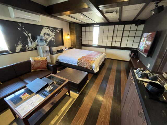 ホテル 艶(静岡市駿河区/ラブホテル)の写真『701号室　ベットルーム』by ま〜も〜る〜