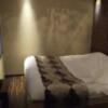 HOTEL SEKITEI(葛飾区/ラブホテル)の写真『503号室のベッドルームです、上部に光量調節可能なシャンデリアが☺️』by ヒロくん!