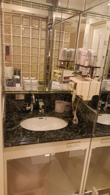 HOTEL VOGUE(ヴォーグ)(台東区/ラブホテル)の写真『102号室　洗面所』by かーたー