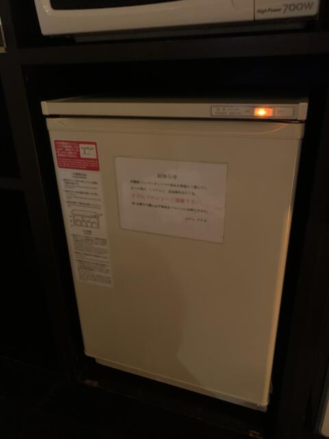 ホテル アテネ(柏市/ラブホテル)の写真『412号室　ミニ冷蔵庫　販売用のみ』by 東京都