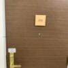 HOTEL グランフォート(新宿区/ラブホテル)の写真『202号室の扉。きれいですね。』by ゆうじい