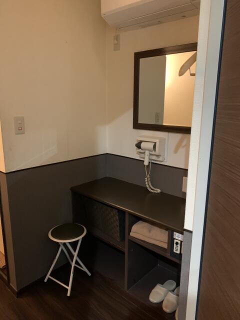 HOTEL グランフォート(新宿区/ラブホテル)の写真『扉を開けるとこんな感じ。すぐ部屋になります。』by ゆうじい