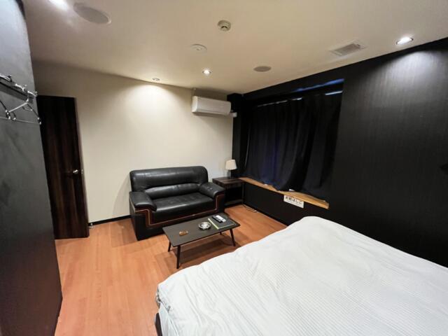 HOTEL GRANDE(川口市/ラブホテル)の写真『503号室 ベッド側からの全景』by ayase