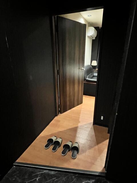 HOTEL GRANDE(川口市/ラブホテル)の写真『503号室 玄関から居間方向』by ayase