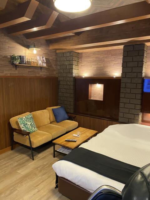 Dispa Resort(ディスパリゾート)(横浜市中区/ラブホテル)の写真『502号室(右手前から奥)』by こねほ