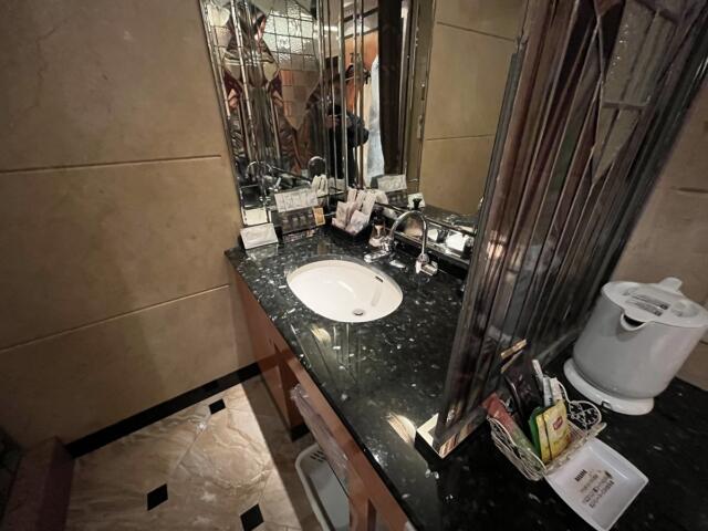ホテル J-MEX(ジェイメックス)(新宿区/ラブホテル)の写真『302号室　洗面台』by INA69