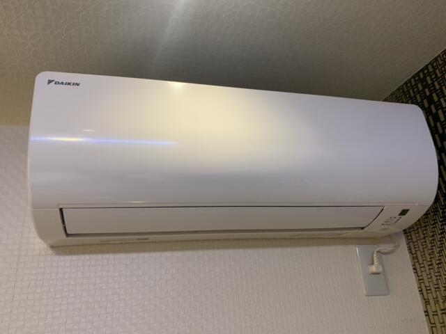 HOTEL AMORE（アモーレ）(渋谷区/ラブホテル)の写真『101号室　エアコン（ダイキン製）』by 東京都